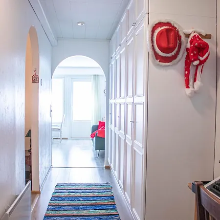Santa's Row House With Sauna Διαμέρισμα Ροβανιέμι
