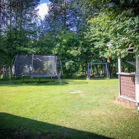 Santa's Row House With Sauna *