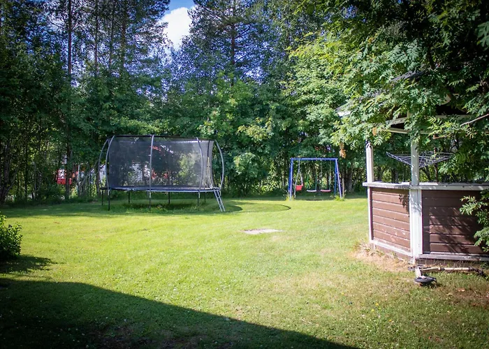 Santa's Row House With Sauna *